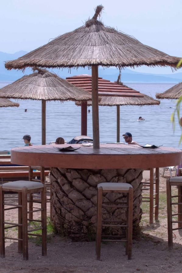 Cozy Beach Home Near Pristine Sea W/ Free Netflix Néa Mákri Exterior photo